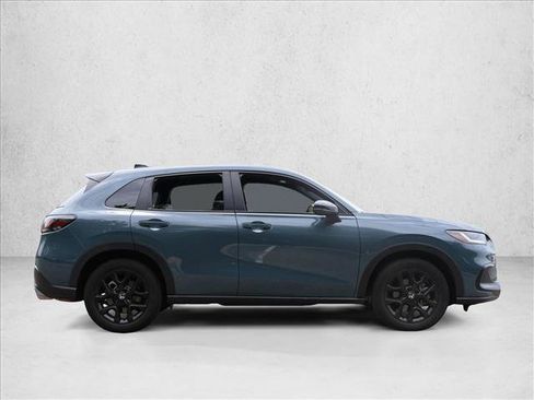Used 2024 Honda HR-V Sport image 4