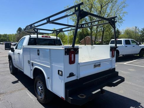 Used 2021 Chevrolet Silverado 2500 W/T w/ WT Convenience Package AWD/4WD image 4