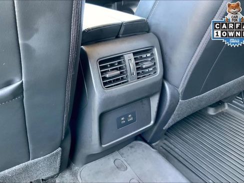 Used 2023 Nissan Rogue Platinum image 35