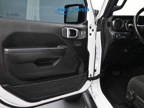 Used 2022 Jeep Wrangler Unlimited Sport AWD/4WD image 17