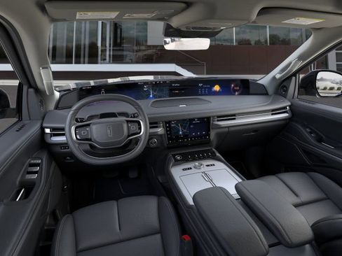 New 2026 Lincoln Navigator L Reserve AWD/4WD image 9