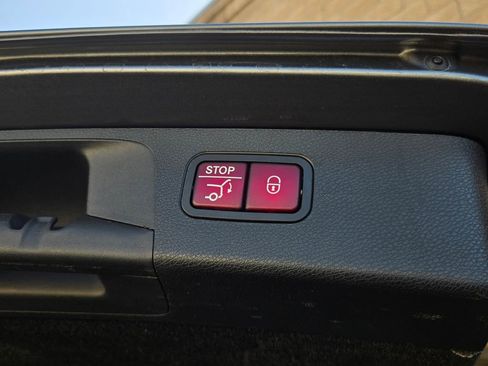 Used 2020 Mercedes-Benz E 63 AMG S image 42