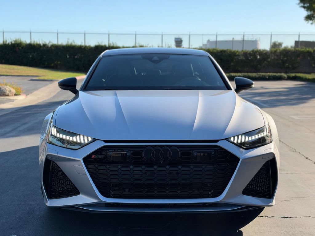 Used 2021 Audi RS 7 Sportback w/ Black Optic Package AWD/4WD image 4