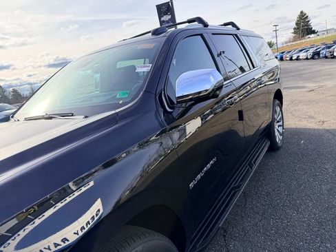 New 2026 Chevrolet Suburban Premier image 13