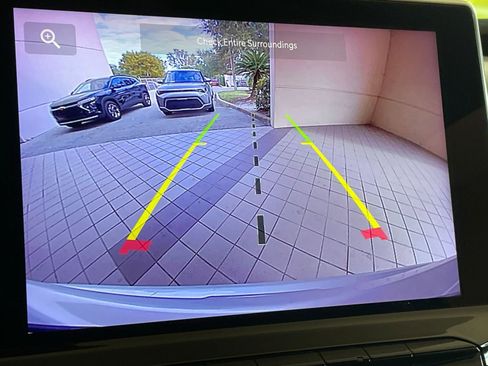 Used 2025 Jeep Compass Limited image 23