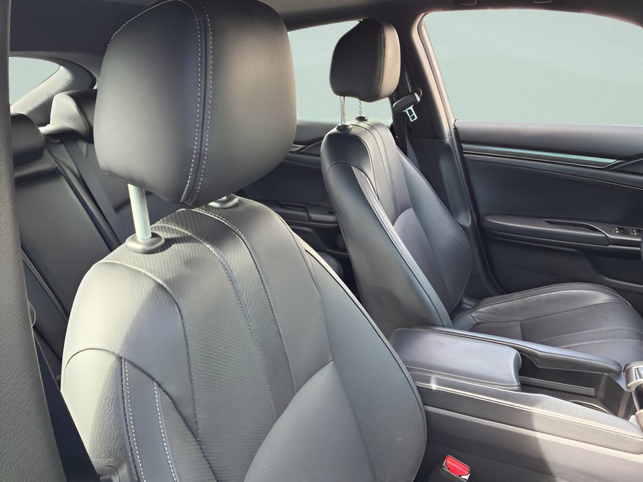 Used 2017 Honda Civic EX-L image 8