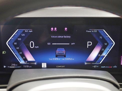 Used 2023 BMW X7 M60i w/ Executive Package image 16