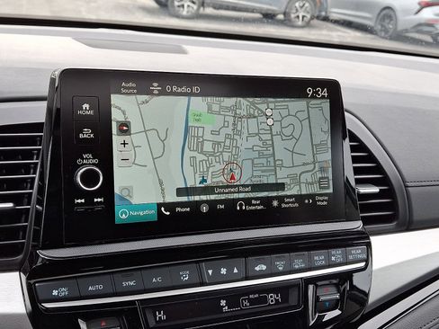 Certified 2025 Honda Odyssey Touring image 16