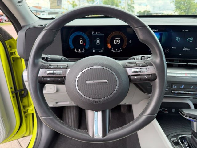 Used 2025 Hyundai Kona SEL AWD/4WD image 15