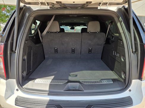 Used 2024 Chevrolet Suburban High Country w/ Max Trailering Package AWD/4WD image 33