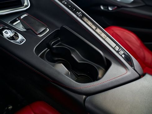 Used 2022 Chevrolet Corvette Stingray Convertible w/ 1LT image 40