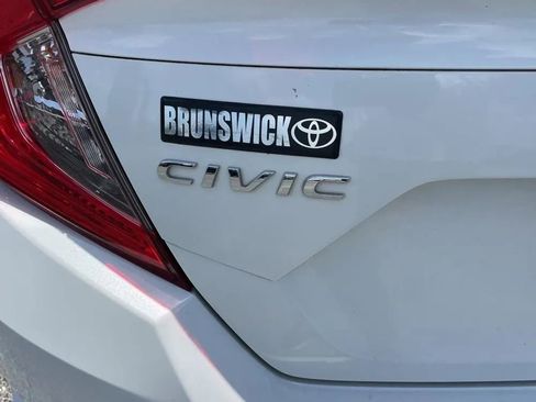 Used 2018 Honda Civic EX-L image 21