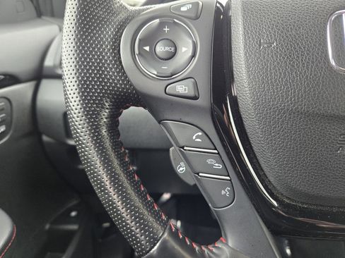 Used 2023 Honda Ridgeline Black Edition image 15