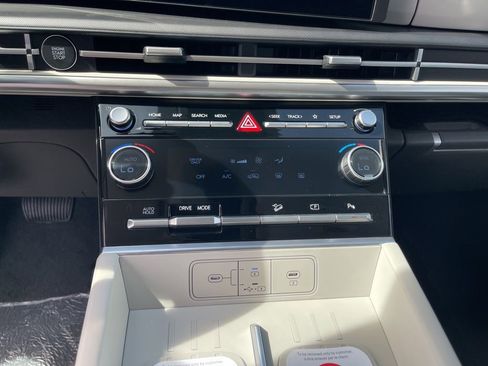 New 2026 Hyundai Santa Fe SE FWD image 27