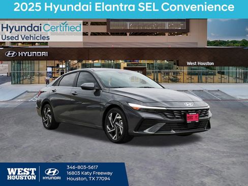 Certified 2025 Hyundai Elantra SEL image 1