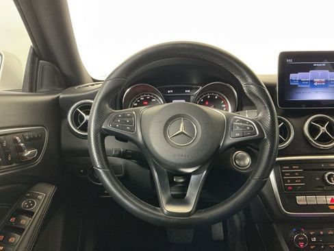Used 2019 Mercedes-Benz CLA 250 image 10
