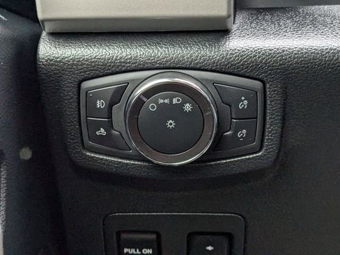 Used 2020 Ford F150 Lariat image 19