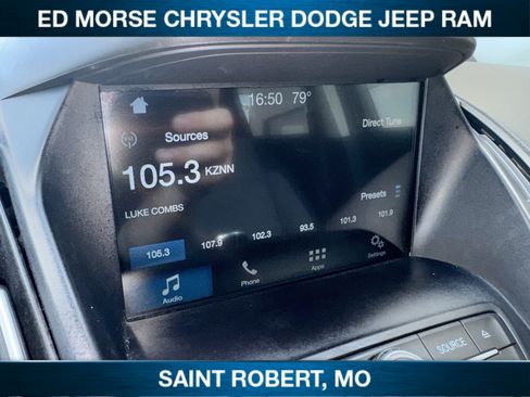 Used 2018 Ford Escape SE w/ SE Sync 3 Package AWD/4WD image 15