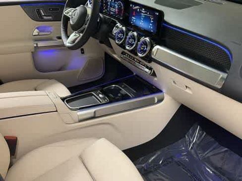Certified 2026 Mercedes-Benz GLB 250 4MATIC image 37