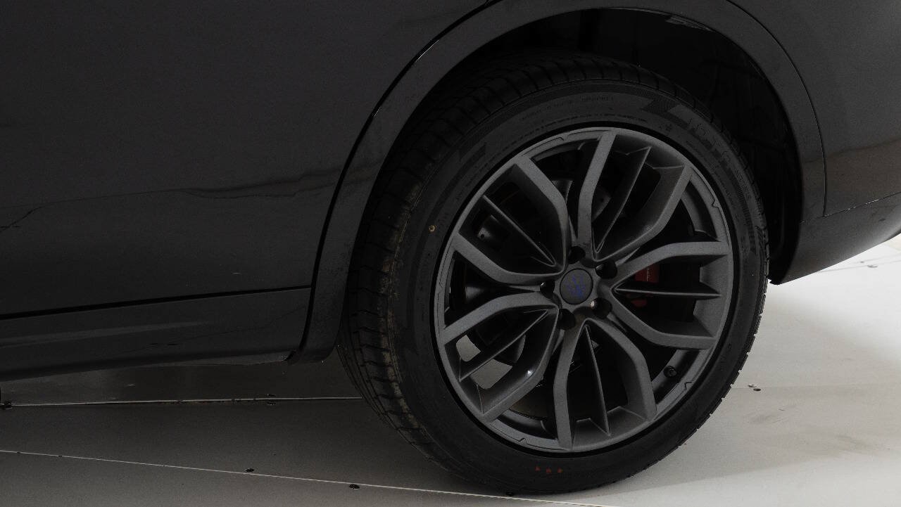 Used 2018 Maserati Levante S GranSport AWD/4WD image 74