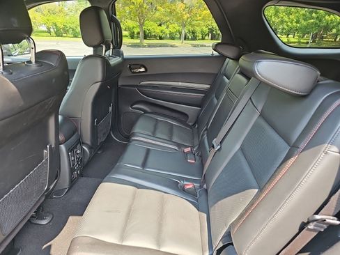 Used 2025 Dodge Durango GT AWD/4WD image 17