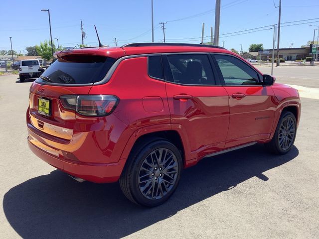 Used 2022 Jeep Compass Limited w/ (RED) Package AWD/4WD image 32