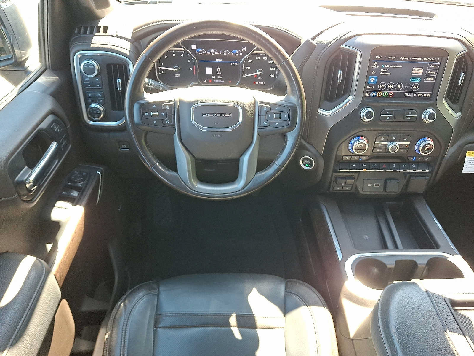 Used 2022 GMC Sierra 1500 Denali w/ Driver Alert Package II AWD/4WD image 11