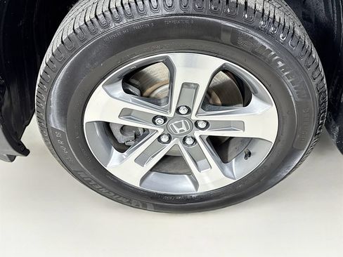 Certified 2023 Honda Pilot EX-L image 42
