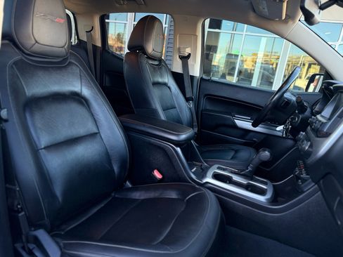Used 2019 Chevrolet Colorado ZR2 image 14