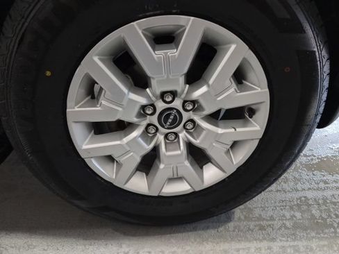 Certified 2022 Nissan Frontier SV AWD/4WD image 22