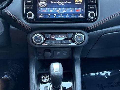 Certified 2025 Nissan Versa SR w/ Trunk Package FWD image 9