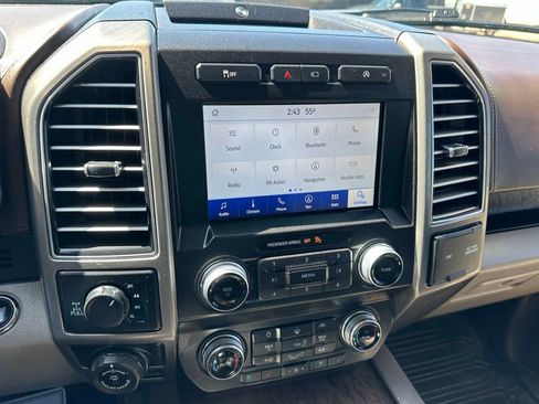 Used 2019 Ford F150 Limited w/ Trailer Tow Package image 19