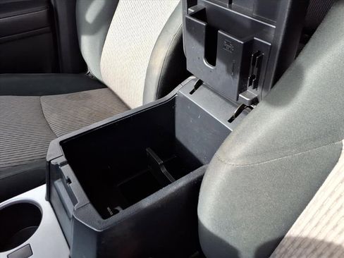 Used 2018 Toyota 4Runner SR5 image 29