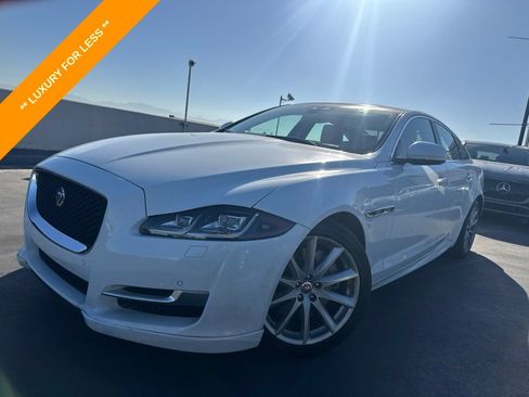 Used 2018 Jaguar XJ R-Sport RWD image 1