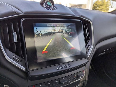 Certified 2018 Maserati Ghibli S GranSport Q4 image 33