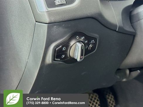 Used 2016 Audi Q5 2.0T Premium Plus w/ Technology Package image 10