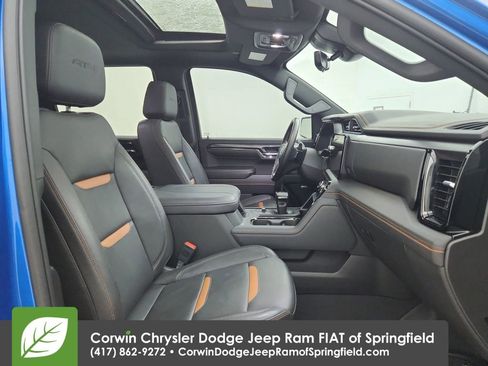 Used 2024 GMC Sierra 1500 AT4 w/ Technology Package image 34