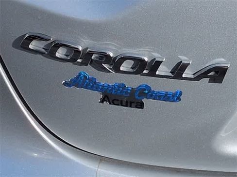 Used 2022 Toyota Corolla LE image 13