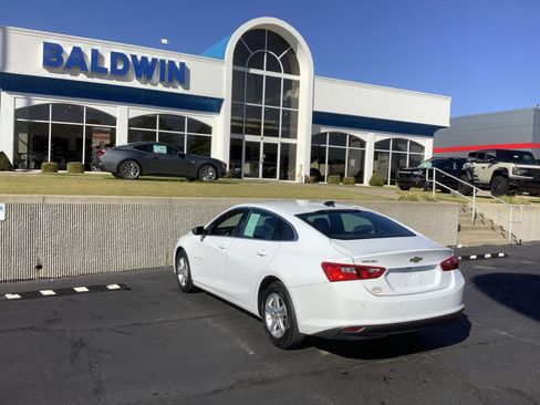 Used 2024 Chevrolet Malibu LS w/ Driver Confidence Package image 5