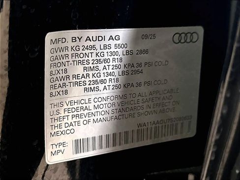 Used 2025 Audi Q5 Premium AWD/4WD image 34