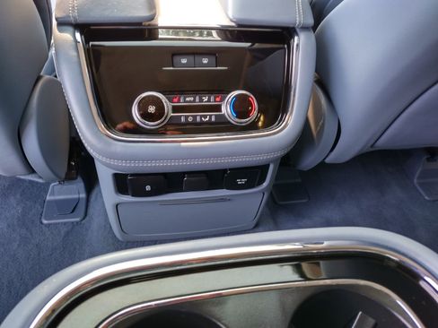 Used 2021 Lincoln Navigator Black Label w/ Cargo Convenience Package image 21