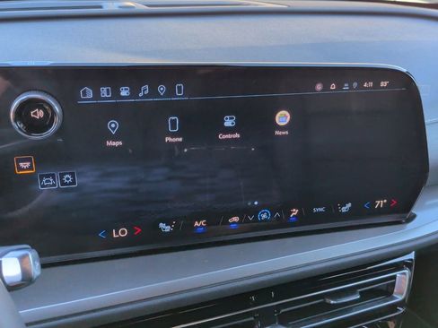 New 2026 Chevrolet Traverse LT image 26