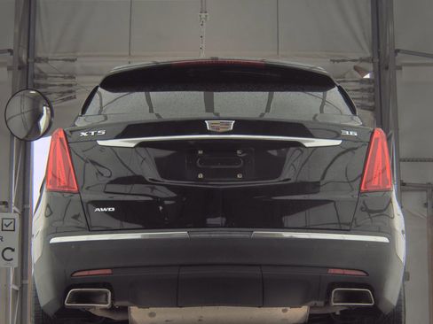 Used 2019 Cadillac XT5 Luxury AWD/4WD image 5