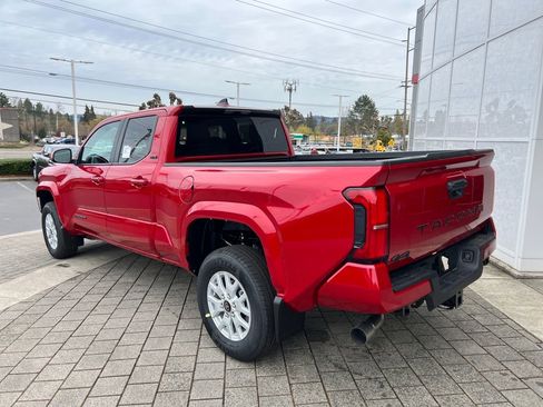 New 2026 Toyota Tacoma SR5 AWD/4WD image 3