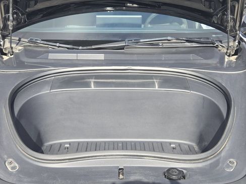 Used 2024 Tesla Model 3 Standard Range RWD image 33