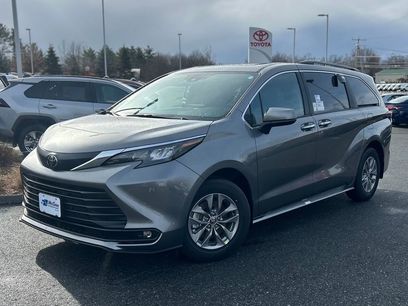 New 2026 Toyota Sienna XLE