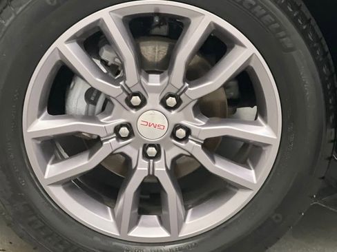 Used 2024 GMC Terrain SLT image 62