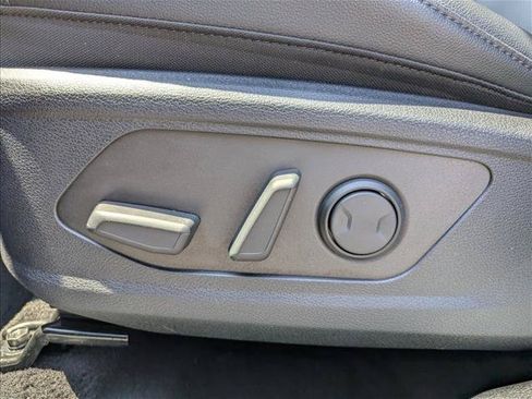 Used 2024 Kia Sportage EX FWD image 11