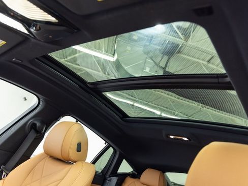 Certified 2024 BMW X6 xDrive40i w/ Executive Package image 13