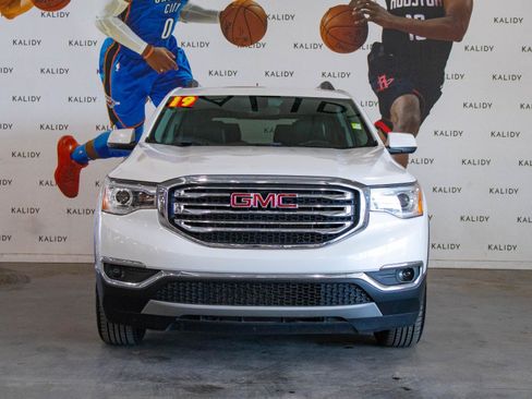 Used 2019 GMC Acadia SLT image 19